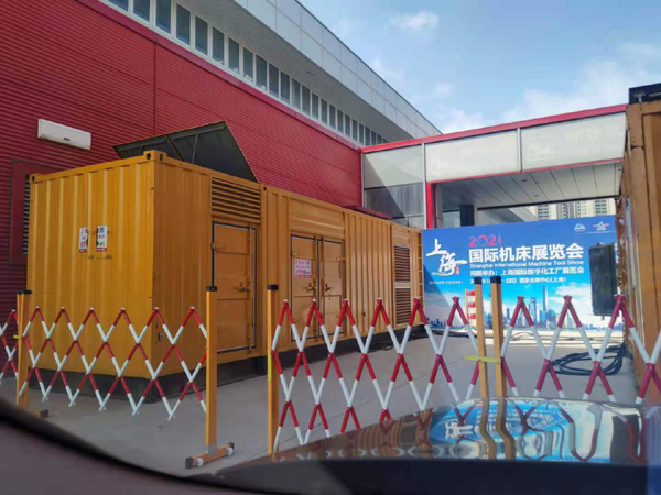 西陵出租发电机-柴油发电机和汽油发电机哪个更好一些？
